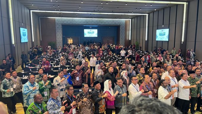 Rakernas APKASI XVII Berakhir, Bupati Roby Sampaikan Komitmen Dukung Agenda Nasional