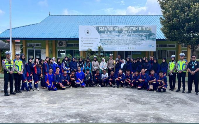 Police Goes To School di Bintan, Satlantas Polres Bintan Tanamkan Budaya Tertib Lalu Lintas Sejak Dini