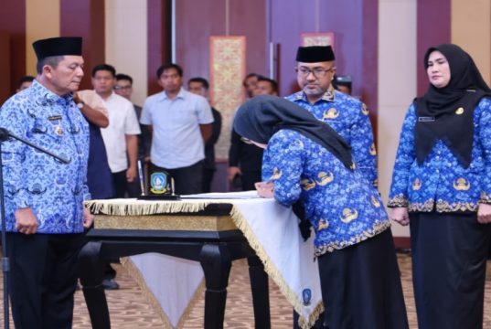 Rotasi dan Promosi Strategis, Gubernur Ansar Perkuat Kinerja Birokrasi Pemprov Kepri dan Tajamkan Pelayanan Publik