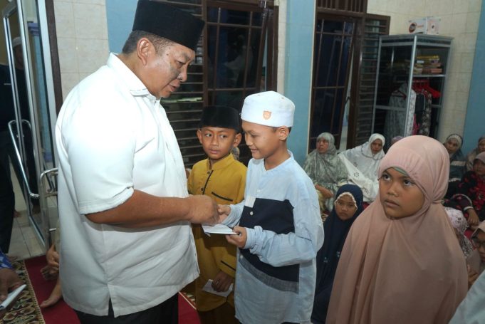 Safari Ramadan Hari Ke-2, Bupati – Sekda Laksanakan Kegiatan di Kecamatan Berbeda