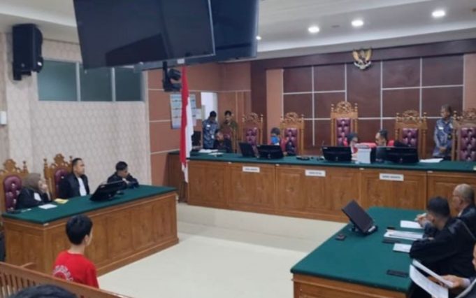 Hakim Pengadilan Negeri Batam Vonis Fandi Ramadhan 5 Tahun Penjara dalam Kasus Narkotika 2 Ton Sabu