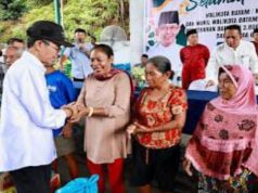 Amsakar Achmad Salurkan 3.800 Paket Sembako di Batam, Bakti Sosial Utama Group Bantu Tekan Inflasi Jelang Lebaran