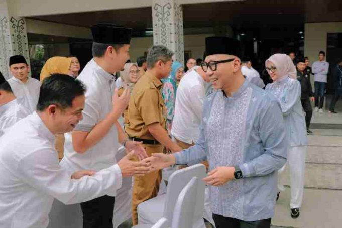 Mirza–Jihan Hadiri Peluncuran Koran IJP dan Buku Refleksi Satu Tahun Kepemimpinan