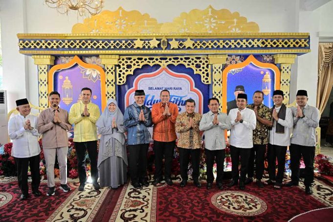Lebaran ke-2, Mahyeldi Gelar Open House bersama Kepala Daerah se-Sumbar