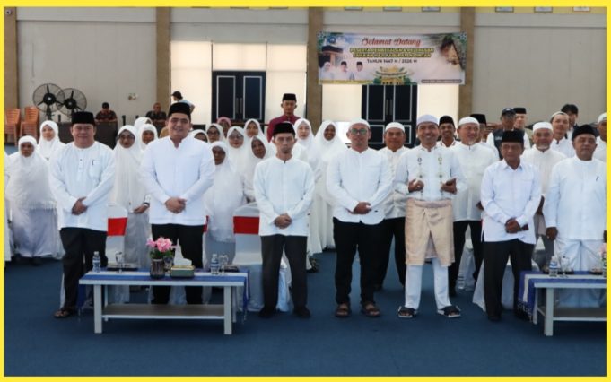 Bupati Bintan Lepas 44 Jemaah Calon Haji, Titip Pesan Jaga Kesehatan dan Kekhusyukan Ibadah