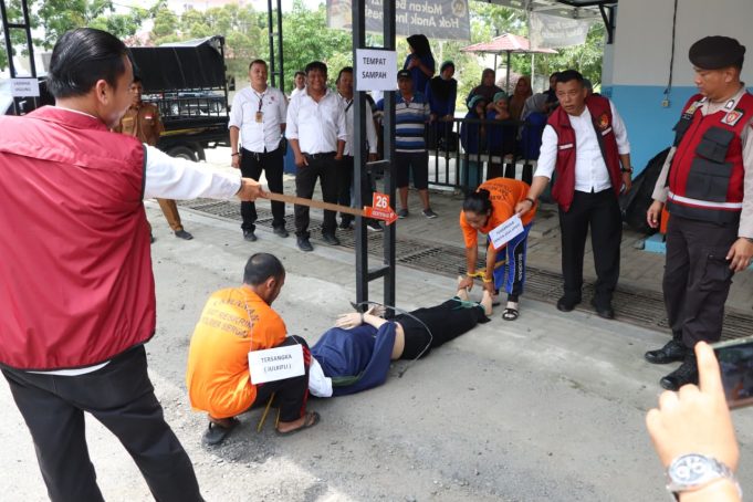 Rekonstruksi Penemuan Mayat Perempuan di Pembakaran Sampah di Sergai