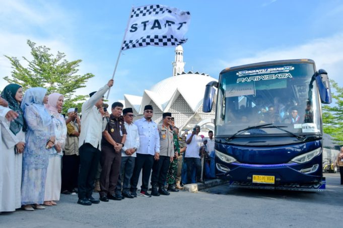 Polres Sergai Kondusifkan Pelepasan 190 Jamaah Haji Kloter 8