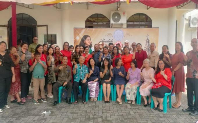Pendeta Nurmala Br Ginting Dimutasi ke GPIB Betlehem Comal Pemalang, Jemaat GPIB Bethel Tanjungpinang Haru Lepas Keberangkatan
