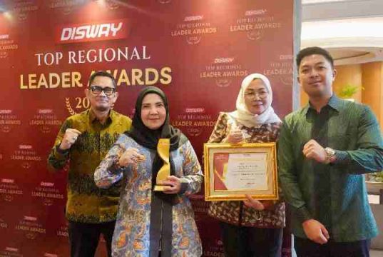 Wali Kota Bandar Lampung Raih Penghargaan Disway Top Regional Leader Awards 2026