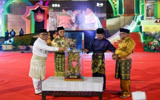 MTQ XII Kepri Resmi Dibuka Gubernur Ansar Ahmad, 370 Qori dan Qoriah Terbaik Siap Berlomba Menuju MTQ Nasional