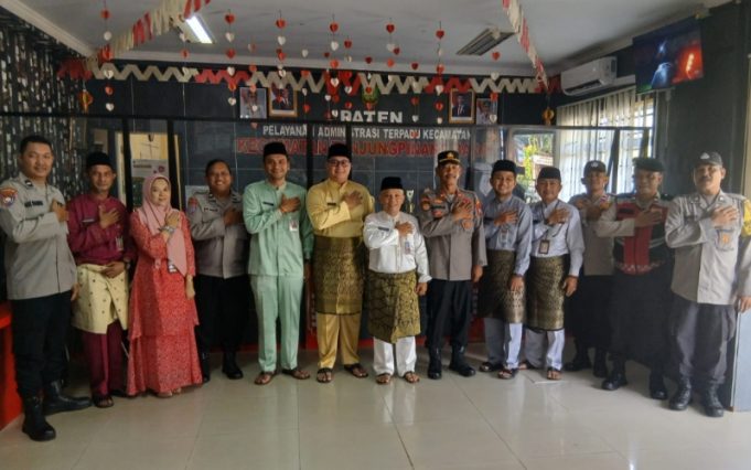 Kapolsek Tanjungpinang Barat Perkuat Sinergi dengan Camat dan Lurah, Komitmen Jaga Kamtibmas Tetap Kondusif