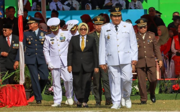 Bupati Bintan Roby Kurniawan Ajak Warga Semarakkan HUT RI ke-81, Kibarkan Merah Putih dan Hentikan Aktivitas Saat Detik-Detik Proklamasi
