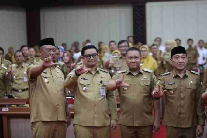 Plt Bupati I Komang Koheri Hadiri Rakor TKPKD Provinsi Lampung 2026