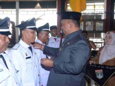 Plt Bupati I Komang Koheri, Melantik dan Mengambil Sumpah Jabatan 13 Kepala Kampung