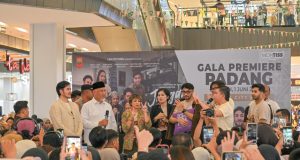 Gala Premiere Film ‘Jangan Buang Ibu’, Mahyeldi Apresiasi Pesan Moral tentang Keluarga