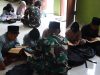 Satgas TMMD 129 Bojonegoro Dampingi Anak-anak Krebet Belajar Mengaji