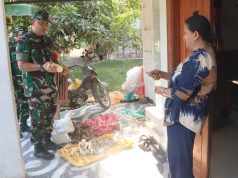 Dukung Ekonomi Lokal, Dansatgas TMMD 129 Bojonegoro Sambangi Usaha Gethuk Desa Kesongo