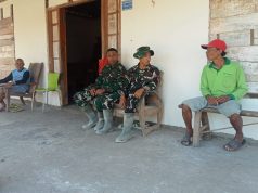 Hangatnya Nyangkruk di Teras Desa: Cara Satgas TMMD 129 Bojonegoro Merajut Hati Warga Kesongo