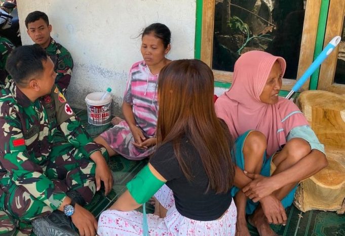 Satgas TMMD 129 Bojonegoro Hadirkan Senyum – Kesehatan Gratis Warga Kedungpandan