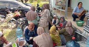 TMMD 129 Bojonegoro: Srikandi Kesongo Bikin Olahan Pisang Jadi “Renjana” Renyah