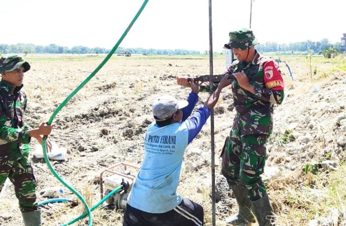 Satgas TMMD 129 Kodim Bojonegoro Bangun Sumur Bor untuk Masa Depan Desa Kesongo