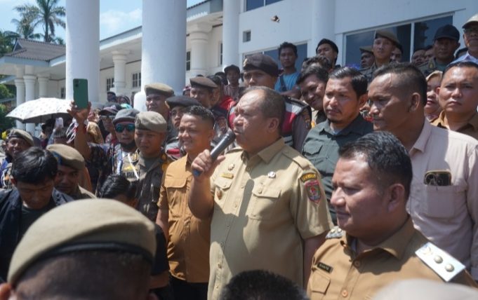 Bupati Asahan Tanggapi Langsung Aspirasi Masyarakat Kecamatan Bandar Pulau