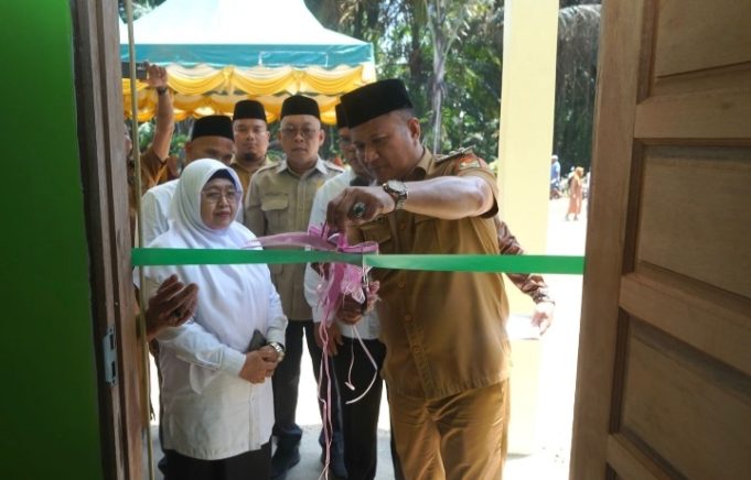 Wakil Bupati Asahan Resmikan Gedung Persiapan MAN 3 Asahan di Aek Ledong