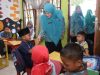 Tumbuhkan Budaya Literasi Sejak Dini, Ketua TP PKK Asahan Kunjungi PAUD Sentang
