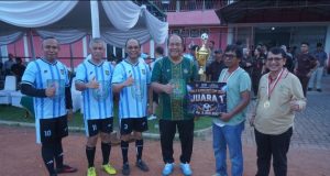 Fun Match Forkopimda FC Kalahkan Anak Harimau FC, Rangkaian HUT Bhayangkara ke-80 Ditutup Penyerahan Piala