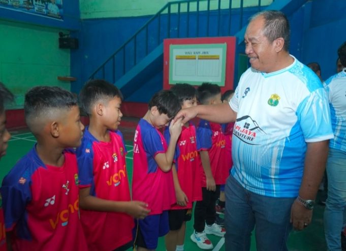 Bupati Asahan Resmi Buka Turnamen Bulutangkis Piala Bupati Semi Open 2026