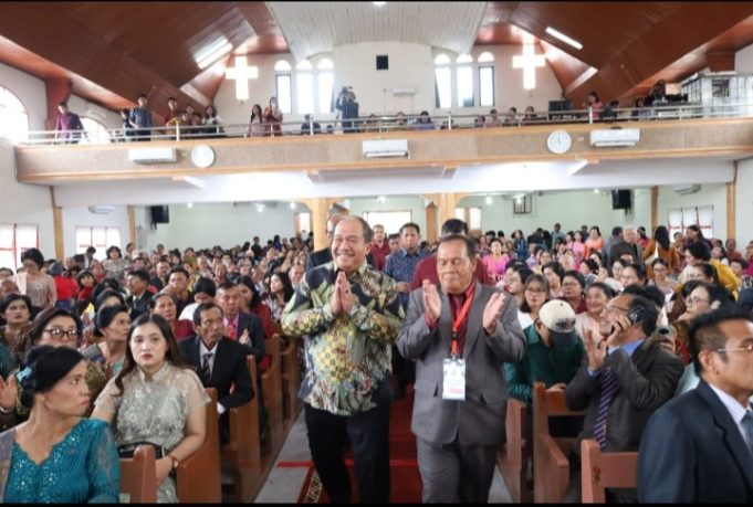 Bupati Asahan Hadiri Penahbisan Pendeta HKBP, Tegaskan Pentingnya Kerukunan Umat Beragama