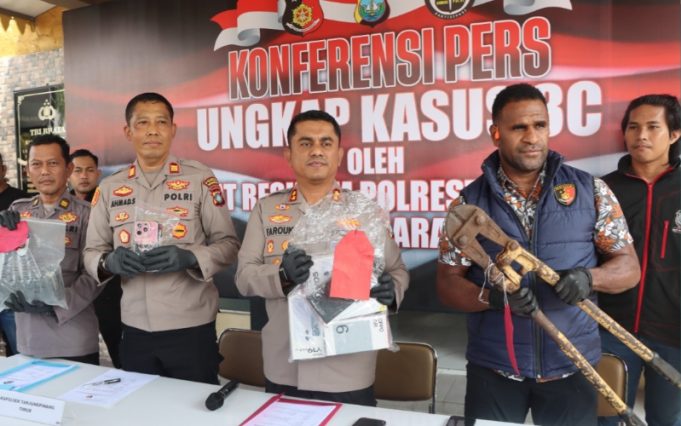 Sikat pelaku pencurian 17 TKP, team gabungan reskrim Polresta dan Polsek Tanjungpinang timur Amankan 3 Orang.