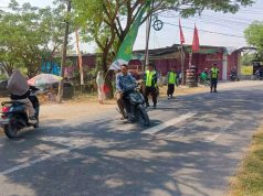 Dedikasi Satlinmas Kesongo Kawal Bazar UMKM TMMD 129 Bojonegoro