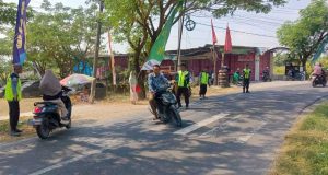 Dedikasi Satlinmas Kesongo Kawal Bazar UMKM TMMD 129 Bojonegoro