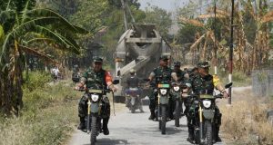 Ketika Jenderal Bintang Satu Menunggang Trail Menembus Pelosok Kesongo Demi Senyum Warga