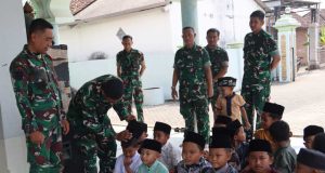 Potret Hangat TMMD 129 Bojonegoro: Kala Prajurit TNI Jadi Sahabat Anak Desa Kesongo