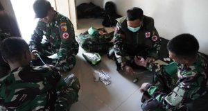 Cerita Kemanusiaan – Kesigapan Tim Kesehatan Satgas TMMD 129 Bojonegoro