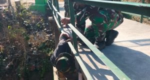 Satgas TMMD 129 Bojonegoro dan Warga Wujudkan Jembatan Brang Etan