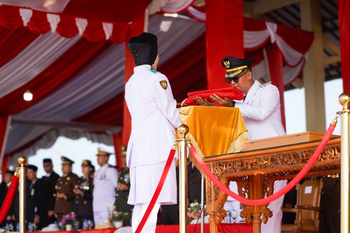 HUT RI ke-81 di Coastal Area, Bupati Karimun Gaungkan Semangat “Guyub Rukun” Menuju Indonesia Berdaulat, Adil dan Makmur