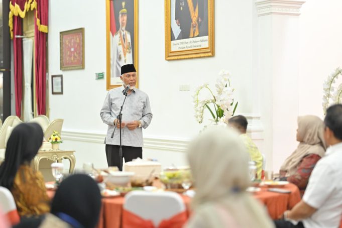 Gubernur Sumbar : Pariwisata Ramah Muslim Harus Berdampak bagi Masyarakat