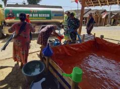 TNI Hadir di Tengah Kekeringan, Kodim Bojonegoro Salurkan Ribuan Liter Air Bersih untuk Warga