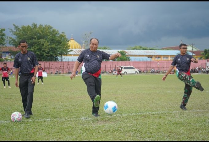 Bupati Asahan Resmi Buka Turnamen Sepak Bola U-15 Piala Bupati Asahan Tahun 2026
