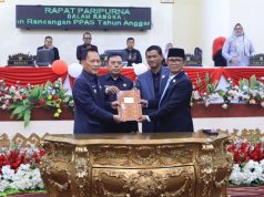 Bupati – Wabup Tuba Hadiri Rapat Paripurna Pengesahan KUA-PPAS