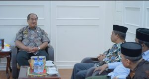 Bupati Asahan Terima Audiensi Panitia Wisuda Sarjana Institut Agama Islam Daar Al Uluum