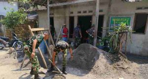 Satgas TMMD Bersama Warga Kebut Pembangunan RTLH Bapak Ismail di Desa Sembung