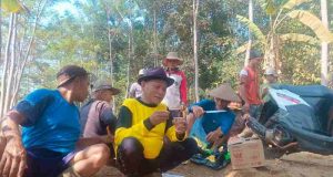Istirahat Penuh Keakraban, Semangat Gotong Royong Warnai TMMD Reguler ke-130 Kodim Batang