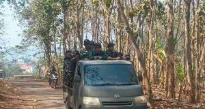 Mobilitas Satgas TMMD Warnai Pembangunan Jalan Desa Sembung, Semangat Membangun Negeri dari Desa