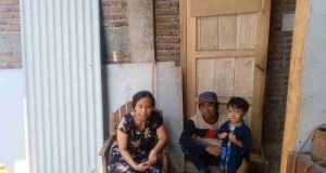Mengalami Gangguan Penglihatan, Ibu Sriyati Jadi Penerima Manfaat Rehab RTLH Program TMMD Kodim Batang